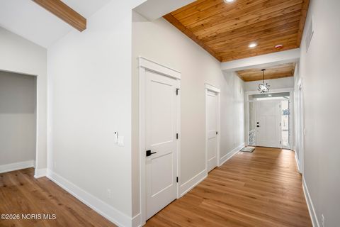 Tiny photo for 9233 Summer Song Lane, Sylvania, OH 43560 (MLS # 10003808)