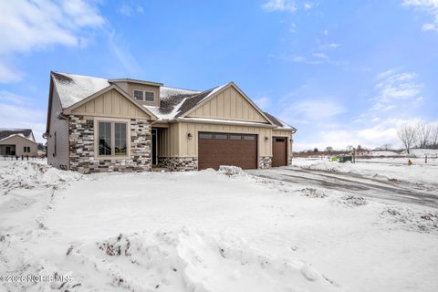 Tiny photo for 9233 Summer Song Lane, Sylvania, OH 43560 (MLS # 10003808)