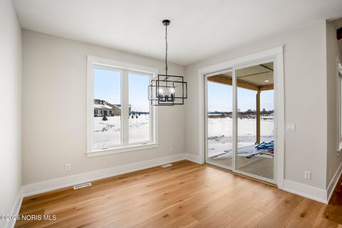 Tiny photo for 9233 Summer Song Lane, Sylvania, OH 43560 (MLS # 10003808)