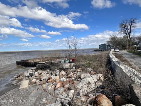 Tiny photo for 7911 W Sand Beach Road, Oak Harbor, OH 43449 (MLS # 10000775)