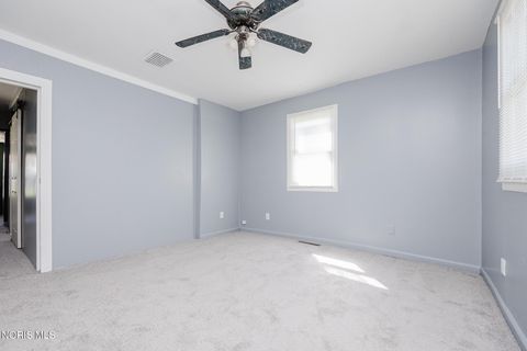 Tiny photo for 1809 Park Street, Findlay, OH 45840 (MLS # 10007952)