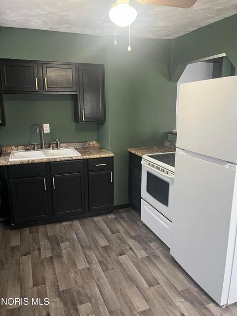 Tiny photo for 1809 Park Street, Findlay, OH 45840 (MLS # 10007952)