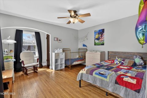 Tiny photo for 4210 Berwick Avenue, Toledo, OH 43612 (MLS # 10006460)