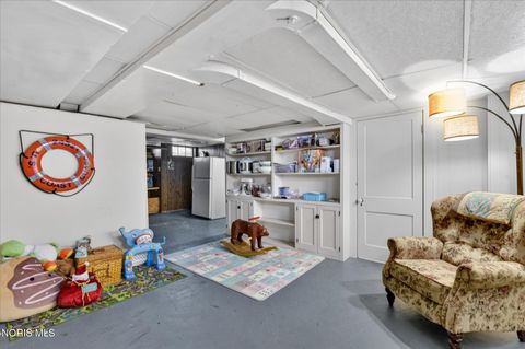 Tiny photo for 4210 Berwick Avenue, Toledo, OH 43612 (MLS # 10006460)