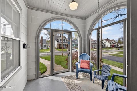 Tiny photo for 4210 Berwick Avenue, Toledo, OH 43612 (MLS # 10006460)