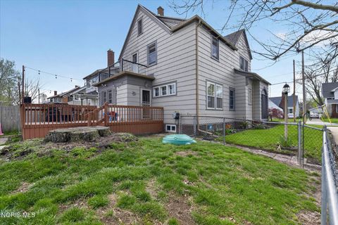 Tiny photo for 4210 Berwick Avenue, Toledo, OH 43612 (MLS # 10006460)