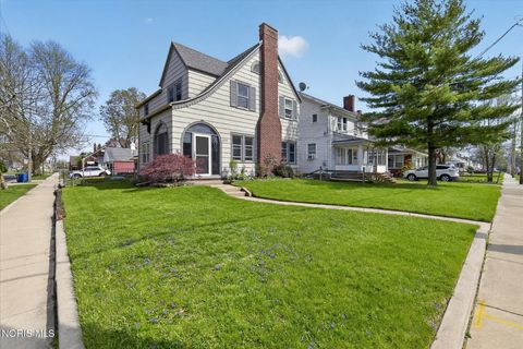 Tiny photo for 4210 Berwick Avenue, Toledo, OH 43612 (MLS # 10006460)