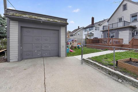 Tiny photo for 4210 Berwick Avenue, Toledo, OH 43612 (MLS # 10006460)