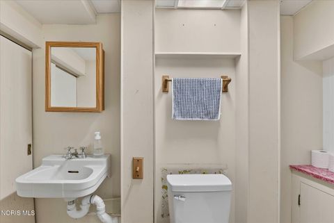 Tiny photo for 4210 Berwick Avenue, Toledo, OH 43612 (MLS # 10006460)