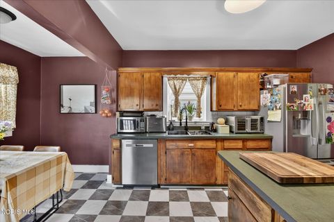 Tiny photo for 4210 Berwick Avenue, Toledo, OH 43612 (MLS # 10006460)