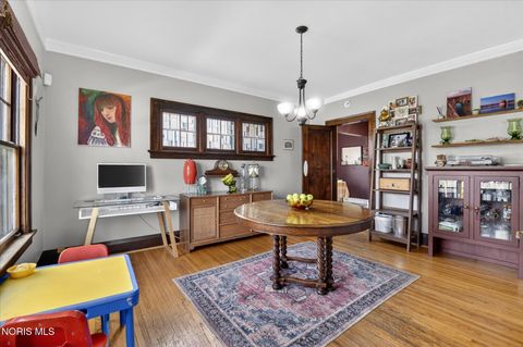 Tiny photo for 4210 Berwick Avenue, Toledo, OH 43612 (MLS # 10006460)