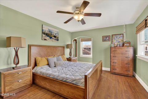 Tiny photo for 4210 Berwick Avenue, Toledo, OH 43612 (MLS # 10006460)