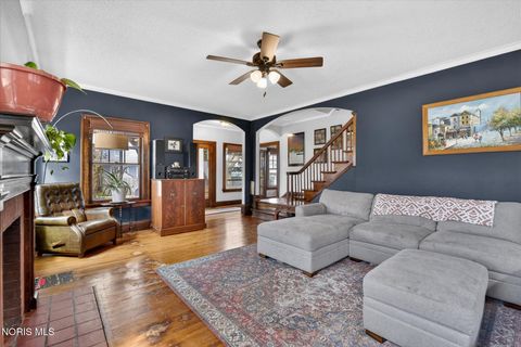 Tiny photo for 4210 Berwick Avenue, Toledo, OH 43612 (MLS # 10006460)