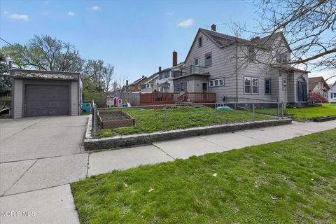 Tiny photo for 4210 Berwick Avenue, Toledo, OH 43612 (MLS # 10006460)