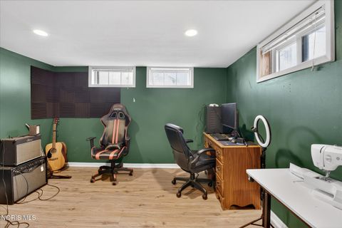 Tiny photo for 4210 Berwick Avenue, Toledo, OH 43612 (MLS # 10006460)