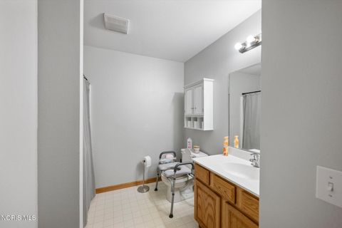 Tiny photo for 6065 Thomasville Court, Sylvania, OH 43560 (MLS # 10008258)
