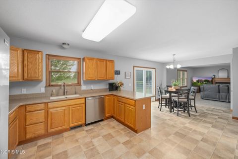 Tiny photo for 6065 Thomasville Court, Sylvania, OH 43560 (MLS # 10008258)