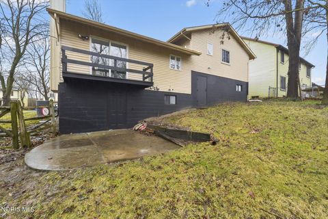 Tiny photo for 2311 Maryann Place, Toledo, OH 43614 (MLS # 10005107)