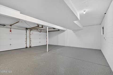 Tiny photo for 2311 Maryann Place, Toledo, OH 43614 (MLS # 10005107)