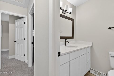 Tiny photo for 2311 Maryann Place, Toledo, OH 43614 (MLS # 10005107)