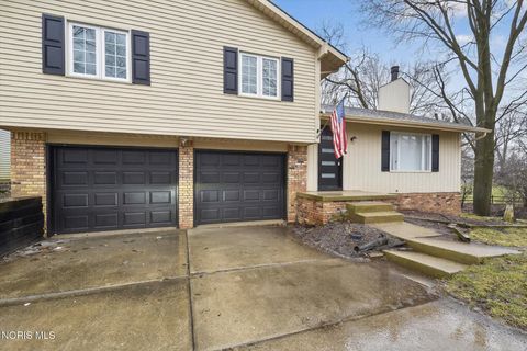 Tiny photo for 2311 Maryann Place, Toledo, OH 43614 (MLS # 10005107)
