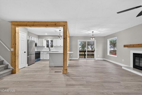 Tiny photo for 2311 Maryann Place, Toledo, OH 43614 (MLS # 10005107)