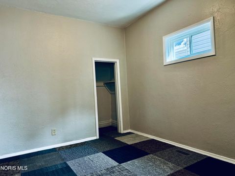 Tiny photo for 219 Storrs St, Toledo, OH 43609 (MLS # 10005593)