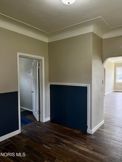 Tiny photo for 219 Storrs St, Toledo, OH 43609 (MLS # 10005593)