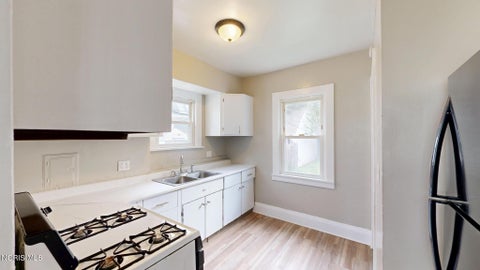 Tiny photo for 4118 Parrakeet Avenue, Toledo, OH 43612 (MLS # 10014455)