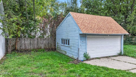 Tiny photo for 4118 Parrakeet Avenue, Toledo, OH 43612 (MLS # 10014455)