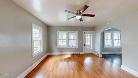 Tiny photo for 4118 Parrakeet Avenue, Toledo, OH 43612 (MLS # 10014455)