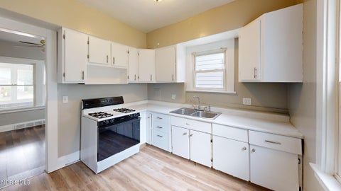 Tiny photo for 4118 Parrakeet Avenue, Toledo, OH 43612 (MLS # 10014455)