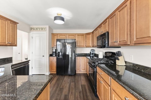 Tiny photo for 25149 Fox Hunt Drive, Perrysburg, OH 43551 (MLS # 10011377)