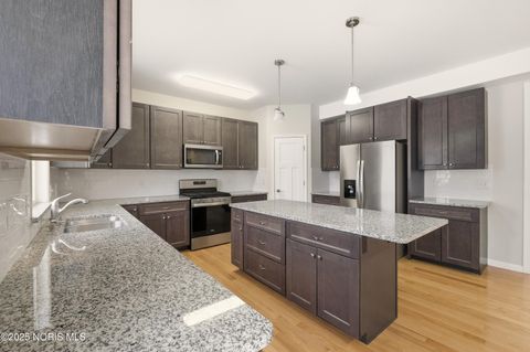 Tiny photo for 900 Tomahawk Lane, Bowling Green, OH 43402 (MLS # 10002587)