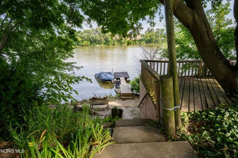 Tiny photo for 133 E Front Street, Napoleon, OH 43545 (MLS # 10010240)