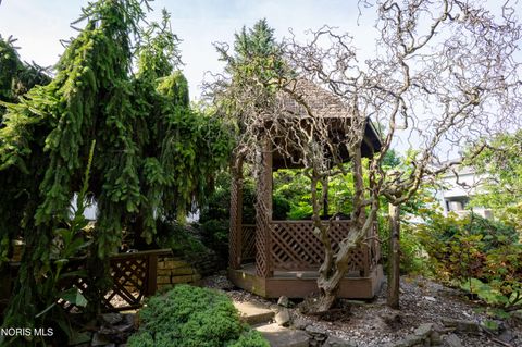 Tiny photo for 133 E Front Street, Napoleon, OH 43545 (MLS # 10010240)
