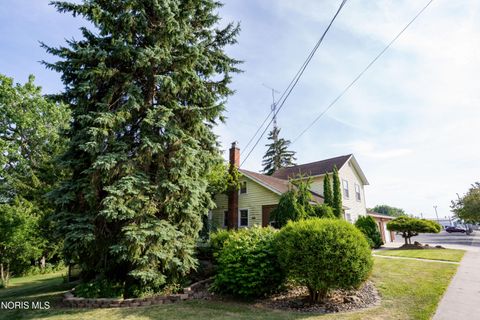 Tiny photo for 133 E Front Street, Napoleon, OH 43545 (MLS # 10010240)