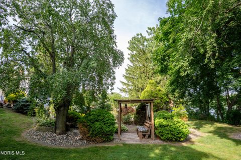 Tiny photo for 133 E Front Street, Napoleon, OH 43545 (MLS # 10010240)
