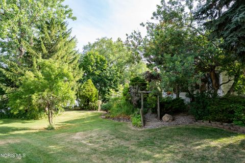 Tiny photo for 133 E Front Street, Napoleon, OH 43545 (MLS # 10010240)