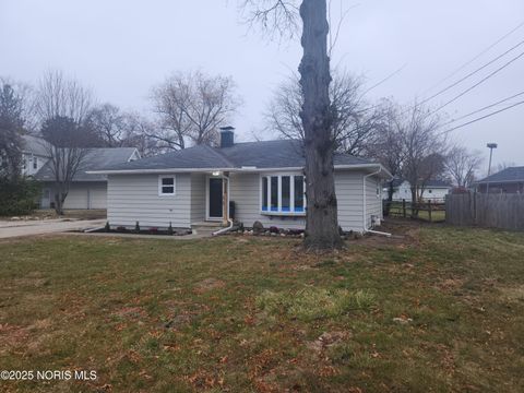 Tiny photo for 5026 Geer Lane, Toledo, OH 43615 (MLS # 10001768)