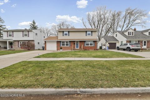 Tiny photo for 525 Orchard View Drive, Maumee, OH 43537 (MLS # 10001603)