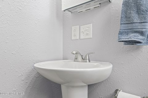 Tiny photo for 525 Orchard View Drive, Maumee, OH 43537 (MLS # 10001603)