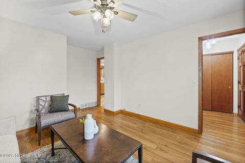 Tiny photo for 525 Orchard View Drive, Maumee, OH 43537 (MLS # 10001603)