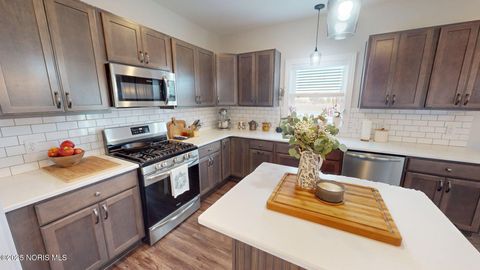 Tiny photo for 1600 Falcon Cove, Waterville, OH 43566 (MLS # 10000585)