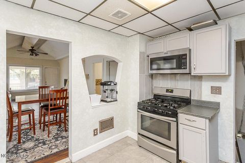 Tiny photo for 4151 Jackman Road, Toledo, OH 43612 (MLS # 10006681)