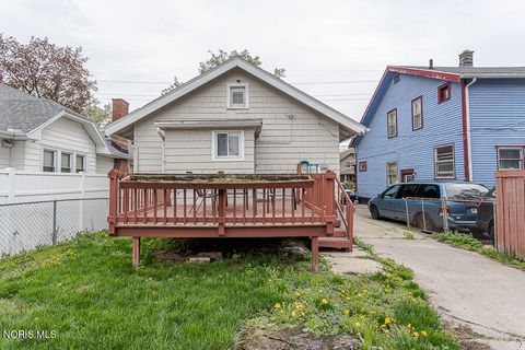Tiny photo for 4151 Jackman Road, Toledo, OH 43612 (MLS # 10006681)