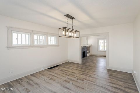 Tiny photo for 244 Raymer Boulevard, Toledo, OH 43605 (MLS # 10008194)
