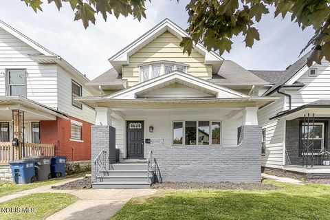Photo of 244 Raymer Boulevard, Toledo, OH 43605 (MLS # 10008194)