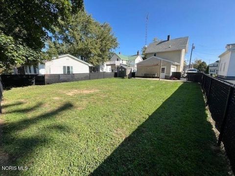 Tiny photo for 149 Walnut Street, Bellevue, OH 44811 (MLS # 10005062)