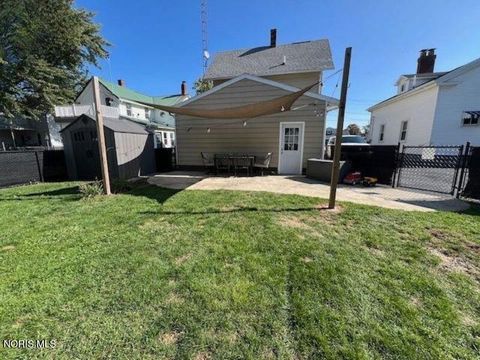 Tiny photo for 149 Walnut Street, Bellevue, OH 44811 (MLS # 10005062)